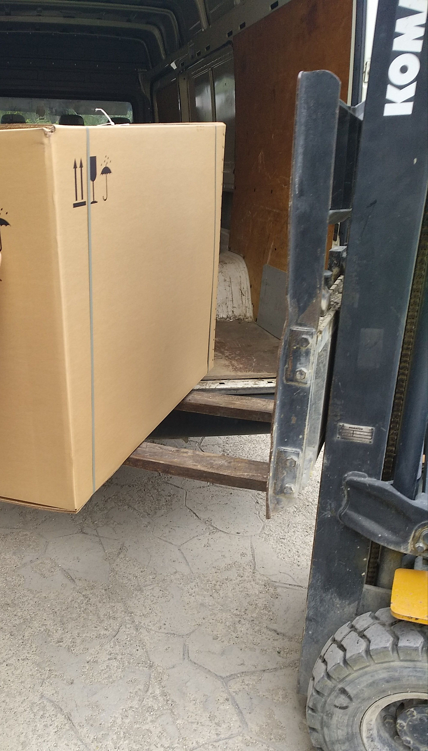 Доставка поршневых компрессоров в Севастополь