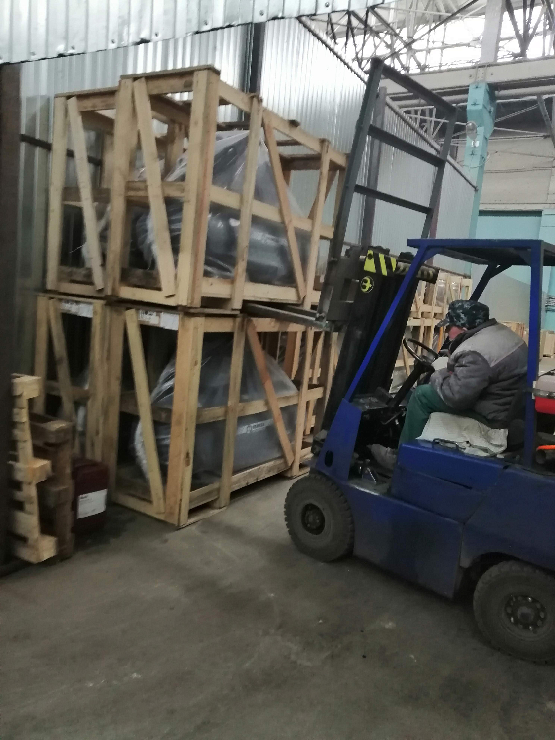 Поступление на склад компании ВПК