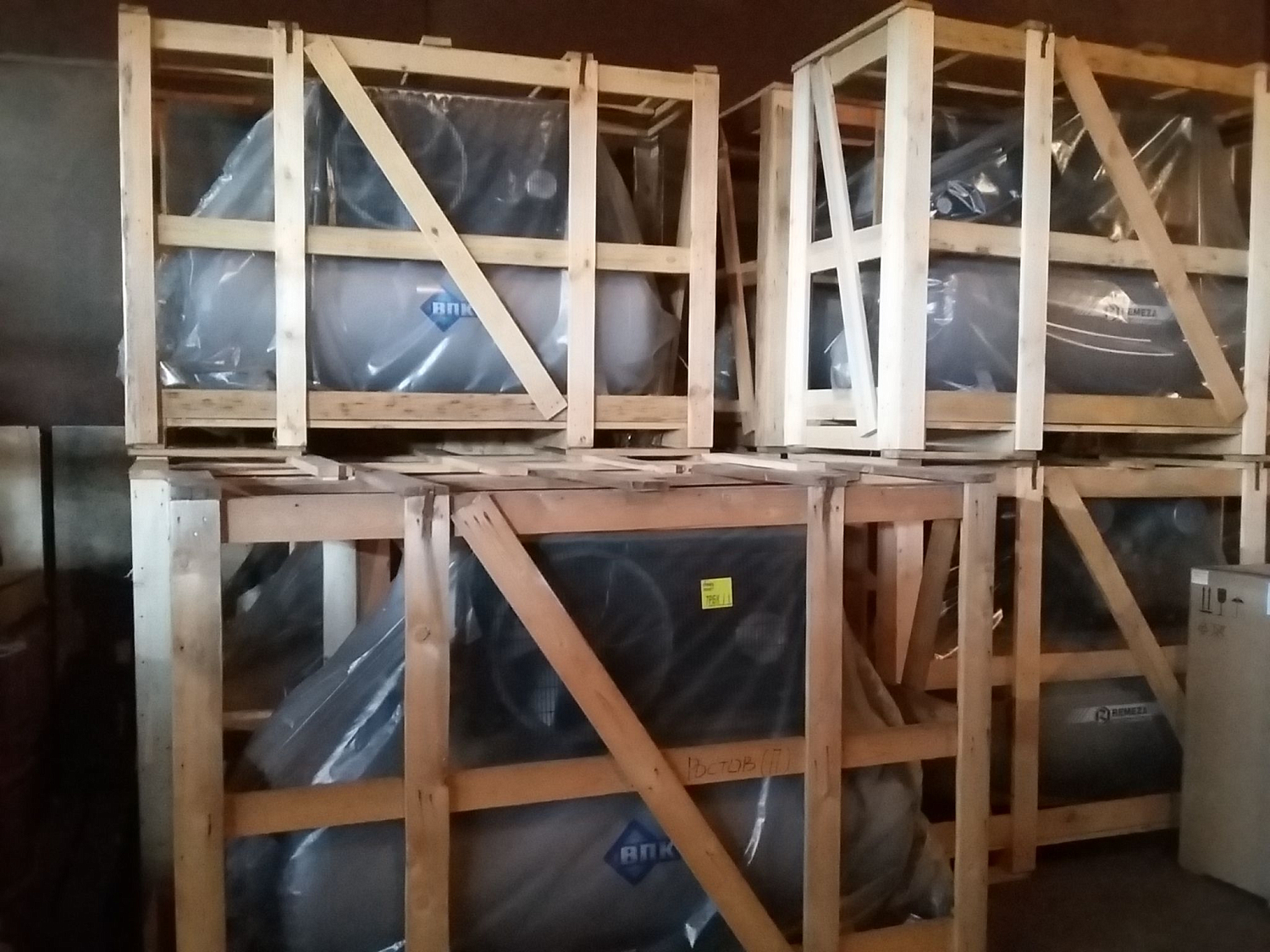 Поступление компрессоров на склад в Ростове-на-Дону