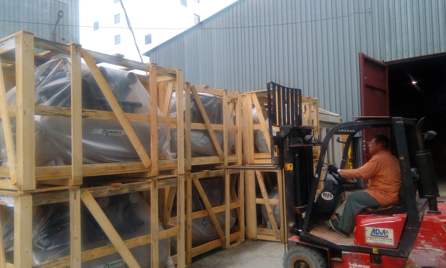 Отгрузка поршневых компрессоров СБ4/Ф-500.LT100 и СБ4/Ф-500.LT100/16 дилеру