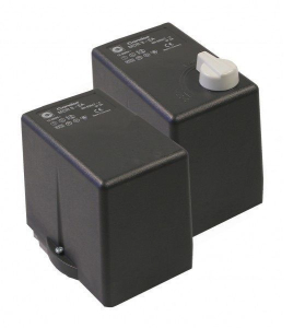 R 4996111673 Прессостат Condor MDR3/11 3х1/4"F+1х3/8"F, 16А, 380В (аналог 7250500000) для 100lh20-2.2 фото