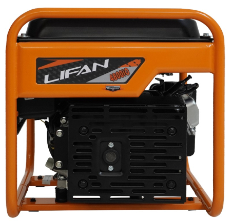 Бензиновый генератор  4800IO