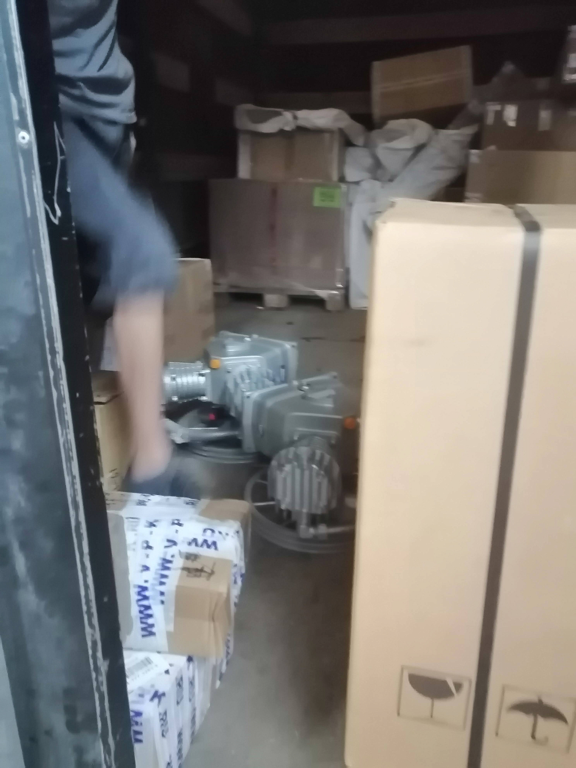 Пополнение склада в Воронеже компрессорным оборудованием Пополнение склада в Воронеже компрессорным оборудованием