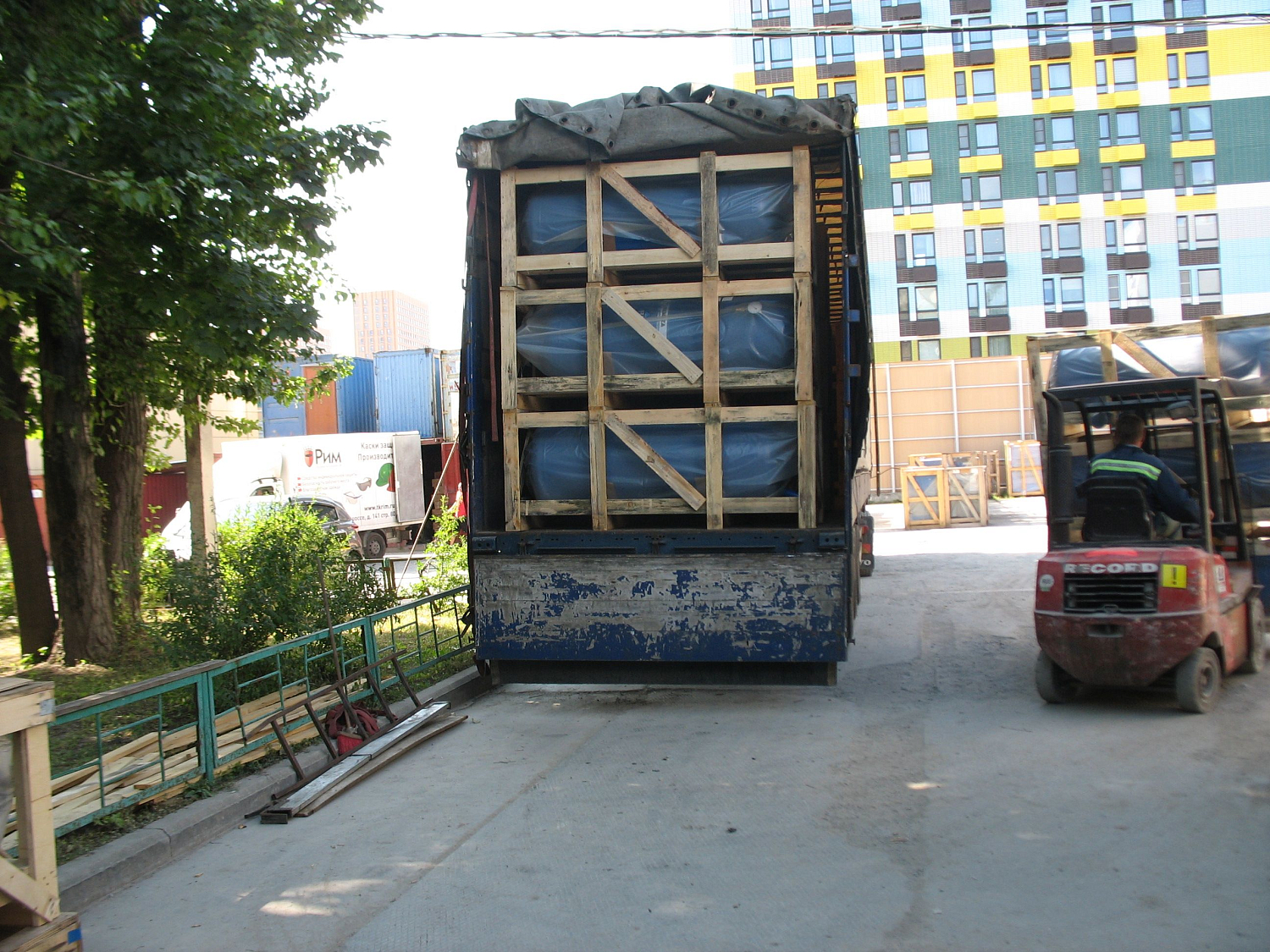 Пополнение склада ВПК в Москве